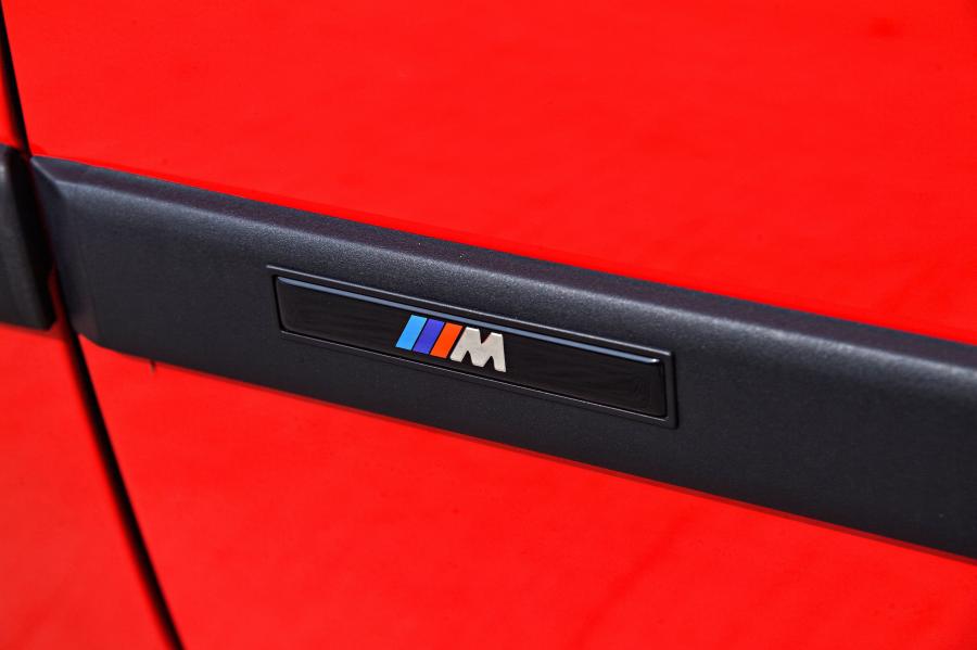Детали экстерьера BMW M3 Compact (E36) 1996 года  (фото 14 из 20)